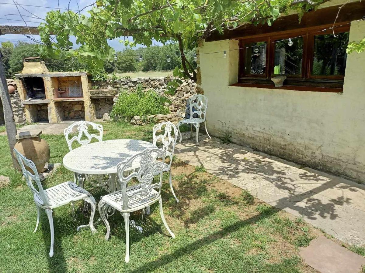 Villa Casita Con Jacuzzi Rectoria De Dosquers Maia de Montcal Esterno foto